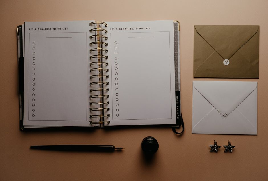 Acheter moins mais mieux : construire une liste d’essentiels
