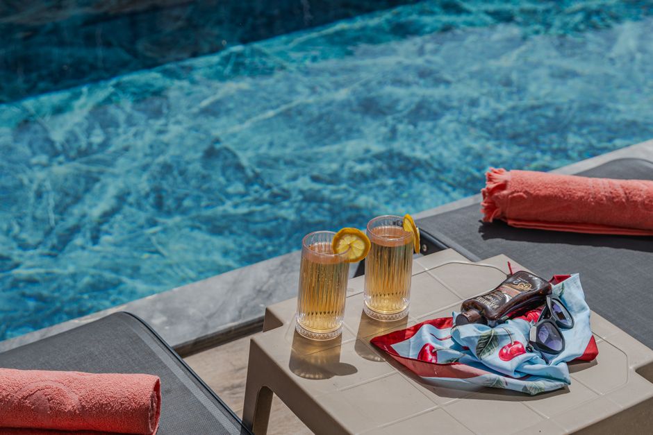 Bain de pieds relaxant : recettes et petits accessoires